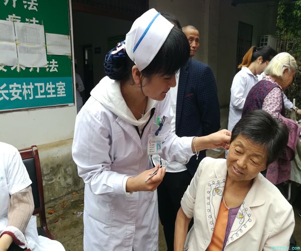 2018年枞阳中医院“5.12”护士节活动